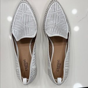 Crown Vintage White Perforated Flats Size 8